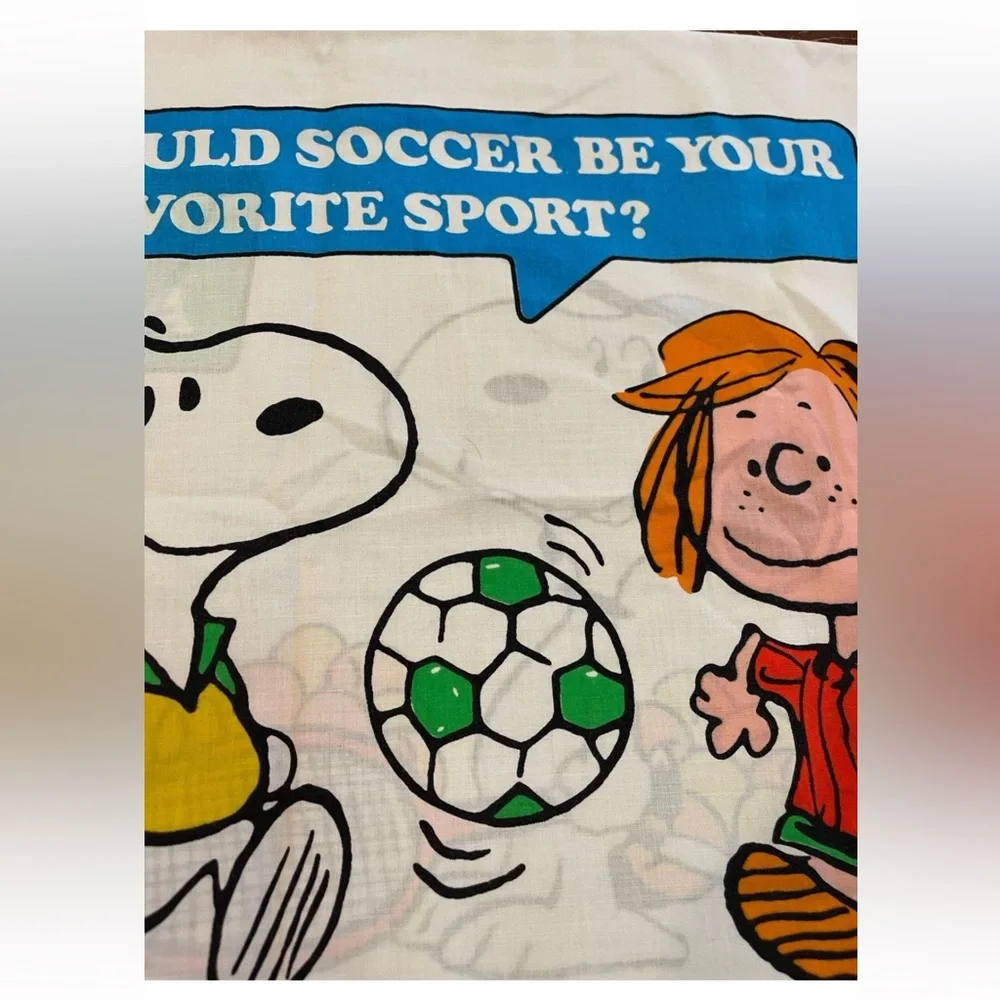 Vintage 1970s Peanuts Soccer Tennis Pillowcase snoopy Woodstock peppermint patty